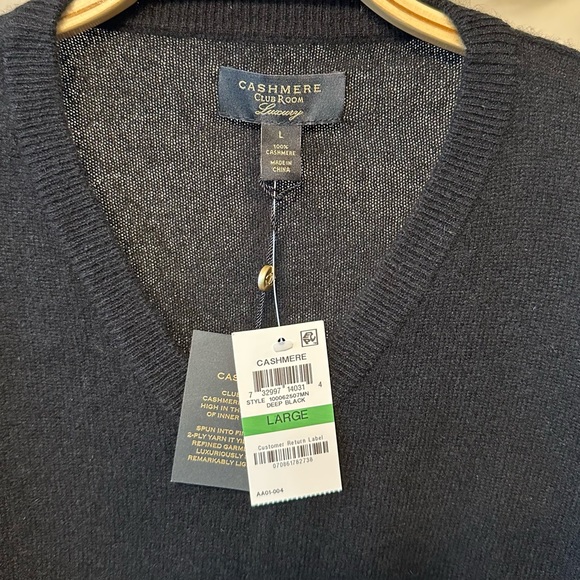 NWT | CASHMERE CLUB ROOM LUXURY | V-NECK | LONG SLEEVE | LARGE - Picture 2 of 3